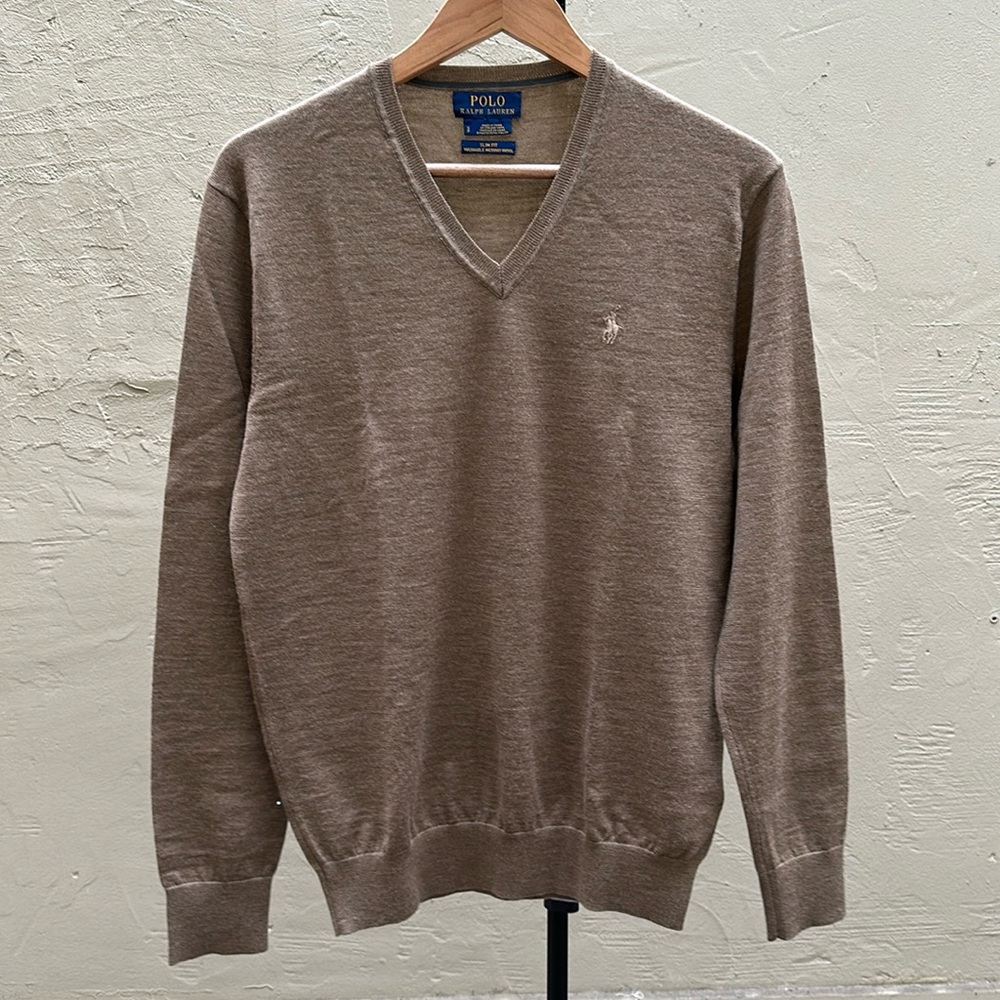 Polo Ralph Lauren V-neck logo embroidered wool sweater